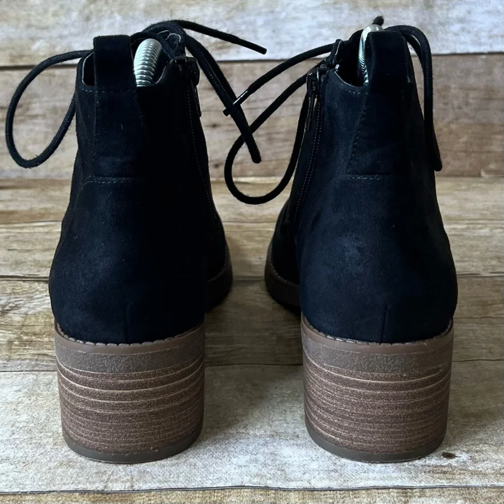 Style & CO. Size 8 Suede Women's Ankle Boots - Picture 6 of 9